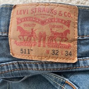511 Levis Jeans 32x34